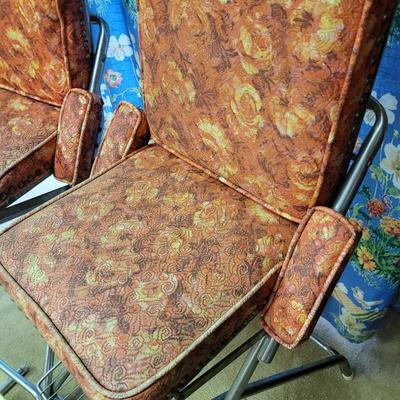 Vintage Floral High Chairs with Trays (BLR-CE)