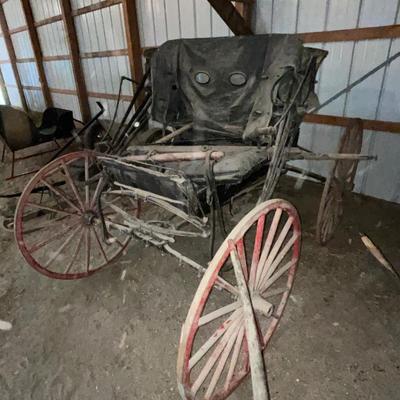 Antique Training Carriage plus Accessories