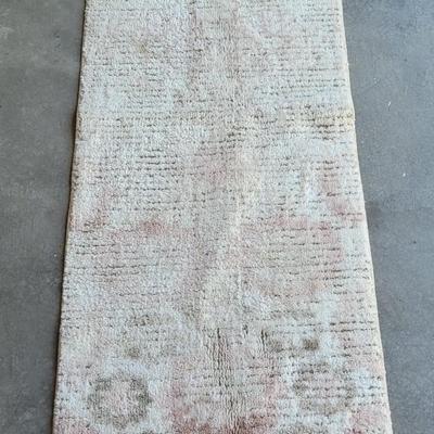 95: Nice Bath Rug