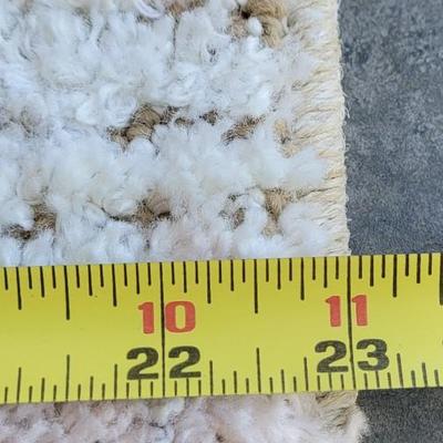 95: Nice Bath Rug