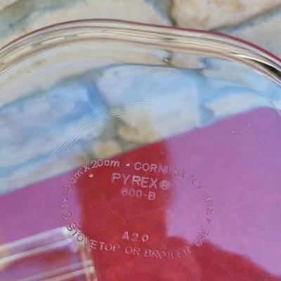 122: (2) Glass Serving Dishes