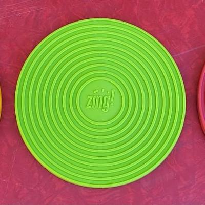 132: Zing Folding Trivets and Pot Holders