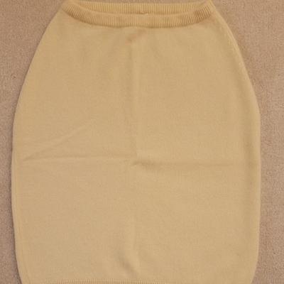 150: Ivory Elizabeth Arden Cashmere Skirt