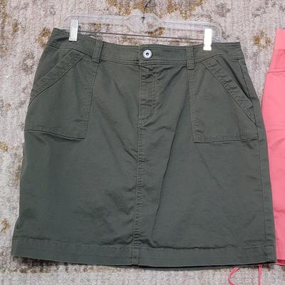 164: Ladies Skirts and Shorts