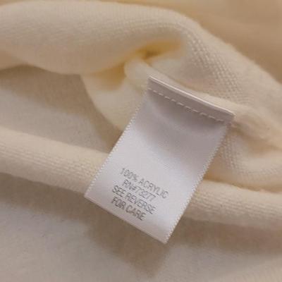 166: Ladies Sweater