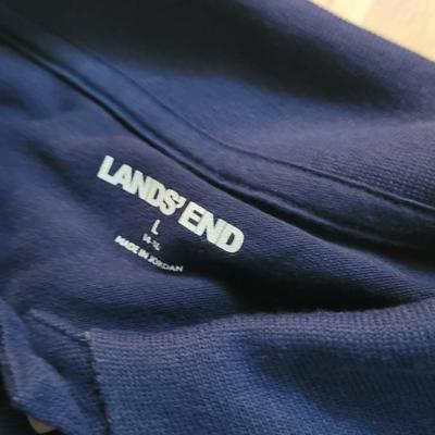 174: (3) Ladies Shirts