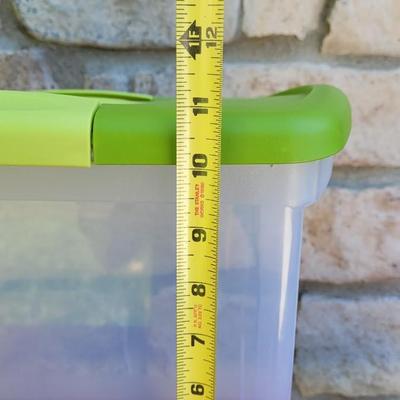 183: Plastic Storage with Lid