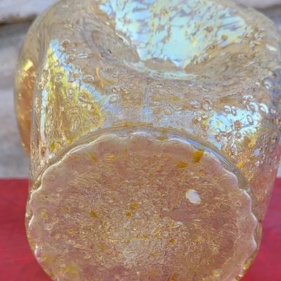 189: Yellow Gold Glass Vase