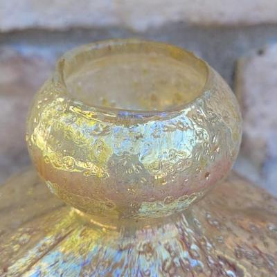 189: Yellow Gold Glass Vase