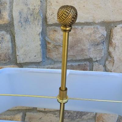 190: Double Light Brass Lamp