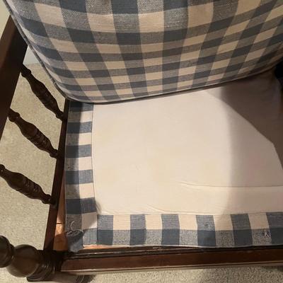 Colonial Style Ladder Back Sofa w/ Plaid Cushions (UD-MG)