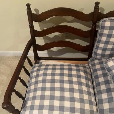 Colonial Style Ladder Back Sofa w/ Plaid Cushions (UD-MG)