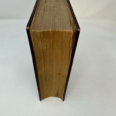 Hawthorne's Popular Tales