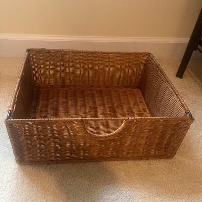 Metal & Wicker Five Drawer Storage Unit (UD-MG)