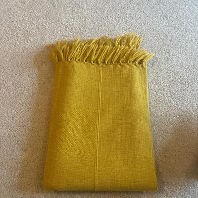 Avoca Wool Throw (UD-MG)