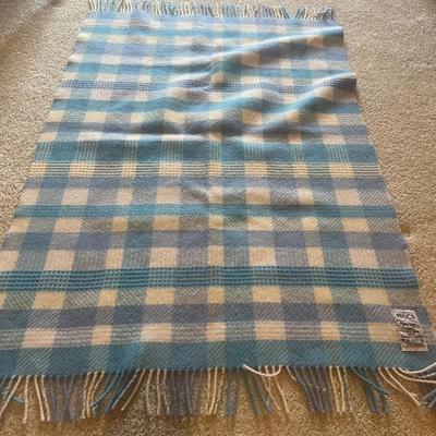 Avoca Wool Throw (UD-MG)