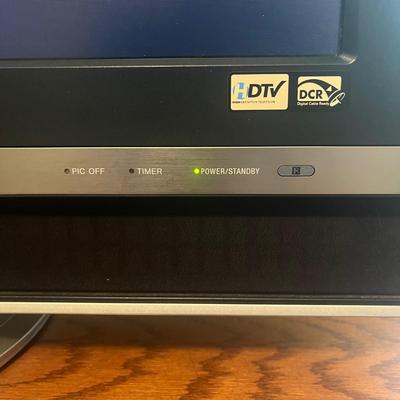 Sony 32â€ LCD TV (UO-MG)