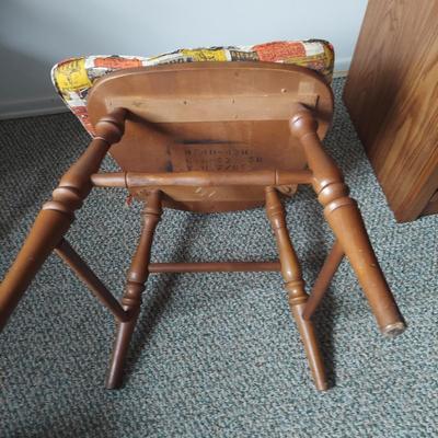 Vintage Colonial Style Wooden Chair and Side Table (B3-BBL)
