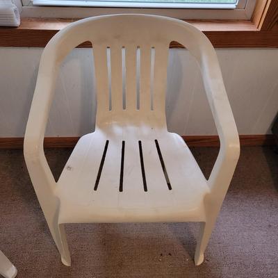 Patio Table and Chairs (SR-DW)