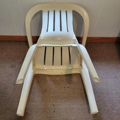 Patio Table and Chairs (SR-DW)