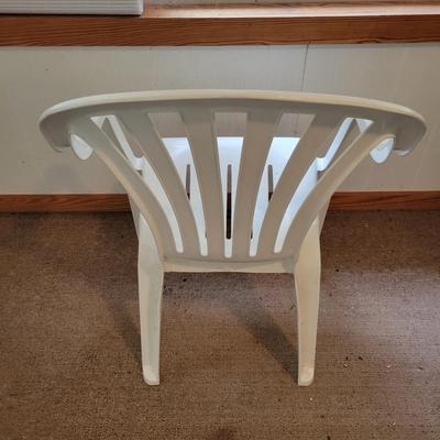 Patio Table and Chairs (SR-DW)