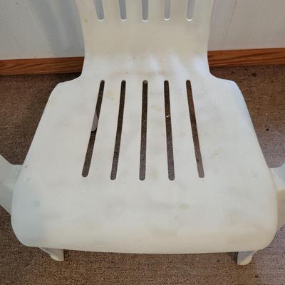 Patio Table and Chairs (SR-DW)