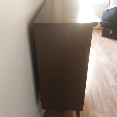 MID CENTURY MODERN TWO TEIR GLASS FRONT DISPLAY CASE