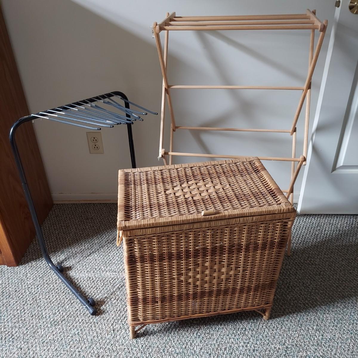 Wicker Rattan Clothes Hamper and Drying Racks (B3BBL)