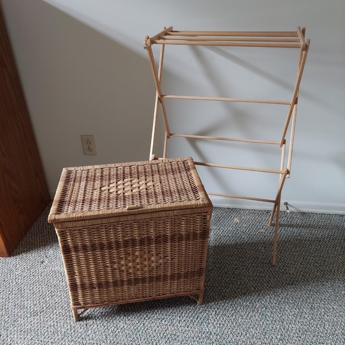 Wicker Rattan Clothes Hamper and Drying Racks (B3BBL)