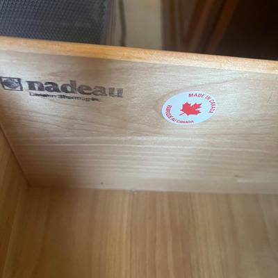 Nadeau Shaker Style End Table w/ Drawers (UO-MG)