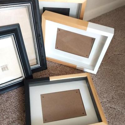 NICE VARIETY PICTURE FRAMES