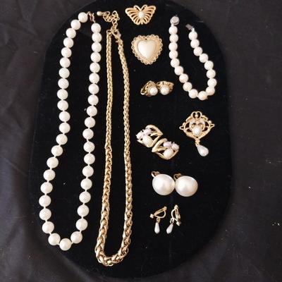 FASHION JEWELRY