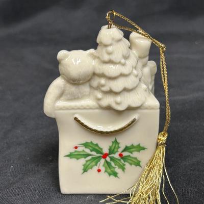1995 Lenox Ivory China Holly Print Christmas Holiday Tree Hanging Ornament