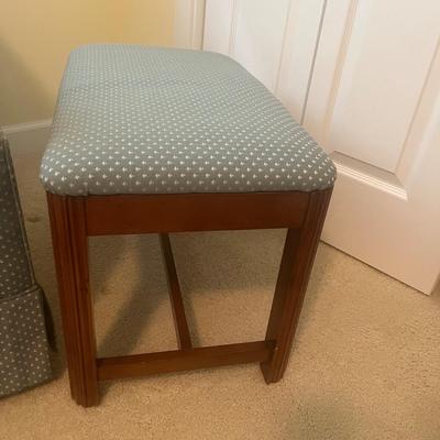 Swivel Barrel Style Chair & Ottoman (UO-MG)