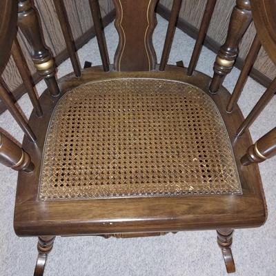 WOODEN ROCKING CHAIR WITH CAIN SEAT