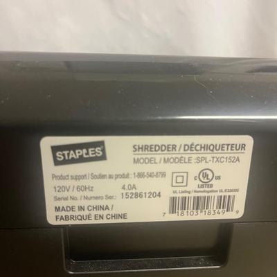 Staples Shredder & Office Supplies (UO-MG)