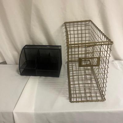 Staples Shredder & Office Supplies (UO-MG)