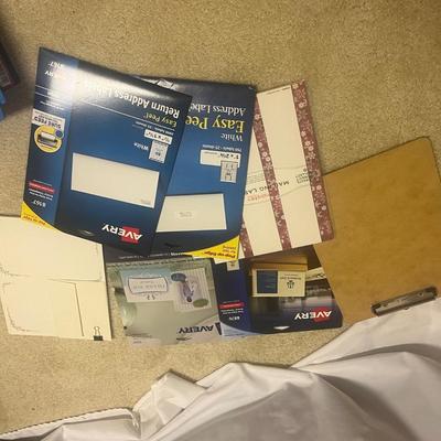 Staples Shredder & Office Supplies (UO-MG)