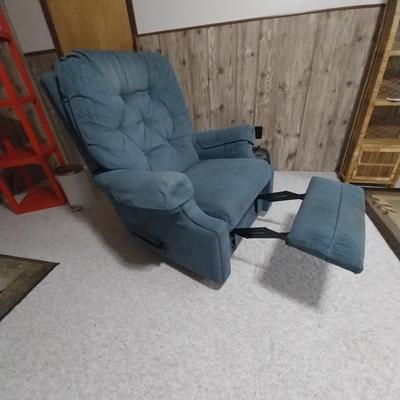 BLUE FABRIC RECLINER