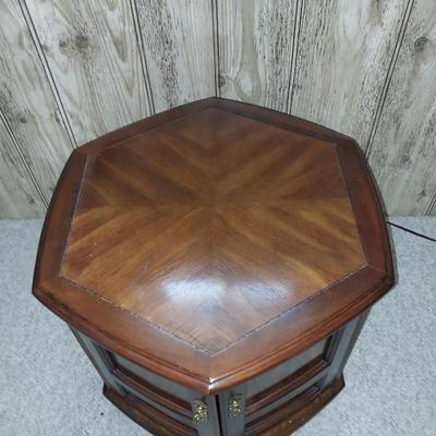 WOODEN OCTAGON SHAPED ENDTABLE WITH STORAGE AND METAL NATIVE AMERICAN TABLE LAMP
