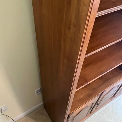 Ethan Allen Swivel Chair & Two Bookcases w/ Secretary (UO-MG)