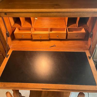 Ethan Allen Swivel Chair & Two Bookcases w/ Secretary (UO-MG)