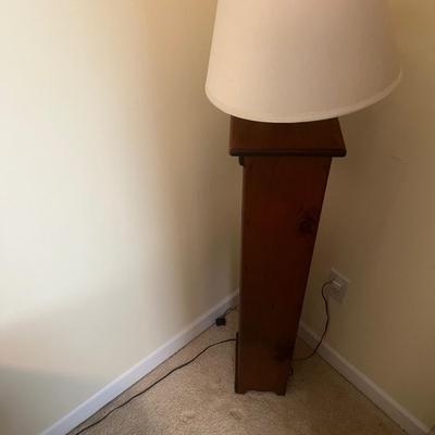 Wooden Floor Lamp With Storage (UO-MG)