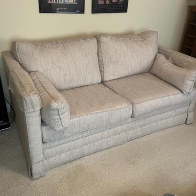 Symphony Sleeper Sofa (UO-MG)