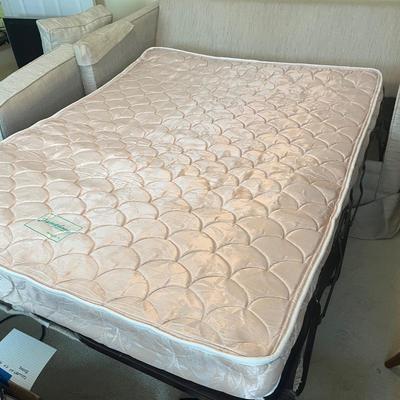 Symphony Sleeper Sofa (UO-MG)