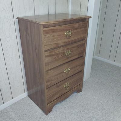 WOODEN FOUR DRAWER CHEST OF DRAWERS