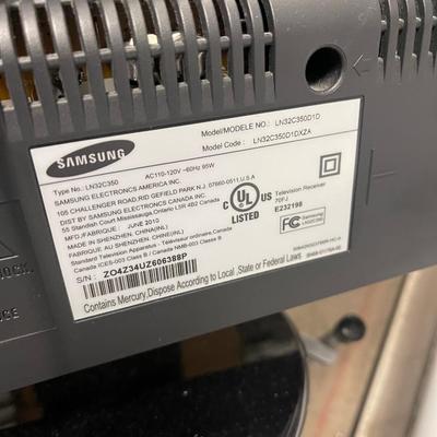 32" Samsung Flat Screen TV