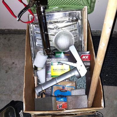 LARGE VARIETY OF PAINTING ITEMS