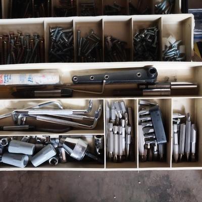 TRI LEVEL CARRY BOX FILLED WITH HARDWARE AND SCREW DRIVERS