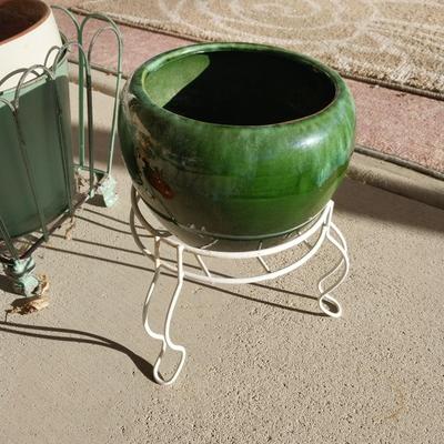 METAL FAUCET POT HOLDER-CLAY INSULATOR-WATERCAN AND POTTING POTS